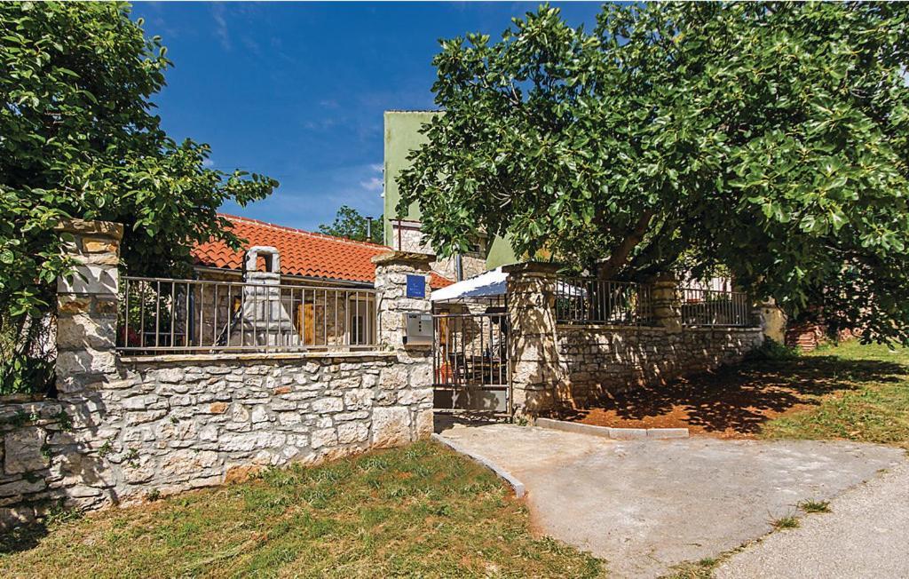 Holiday House Carpe Diem Pula Apartment ภายนอก รูปภาพ