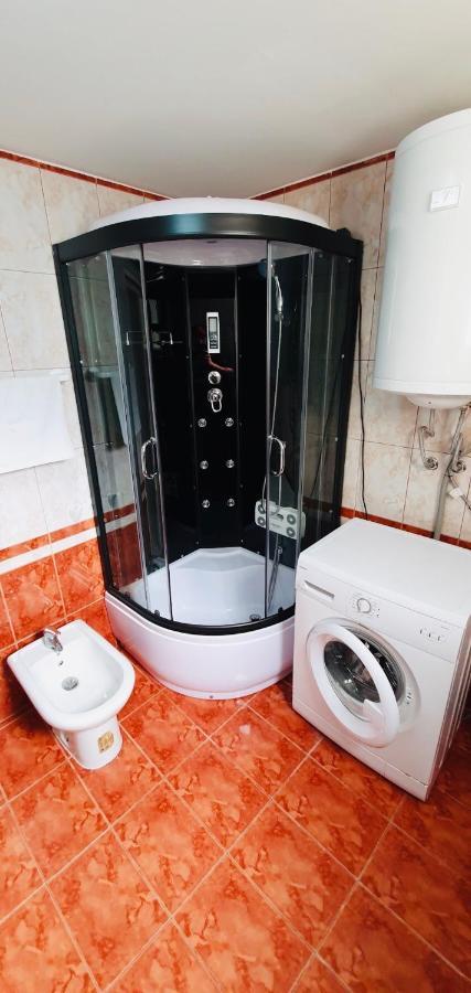 Holiday House Carpe Diem Pula Apartment ภายนอก รูปภาพ